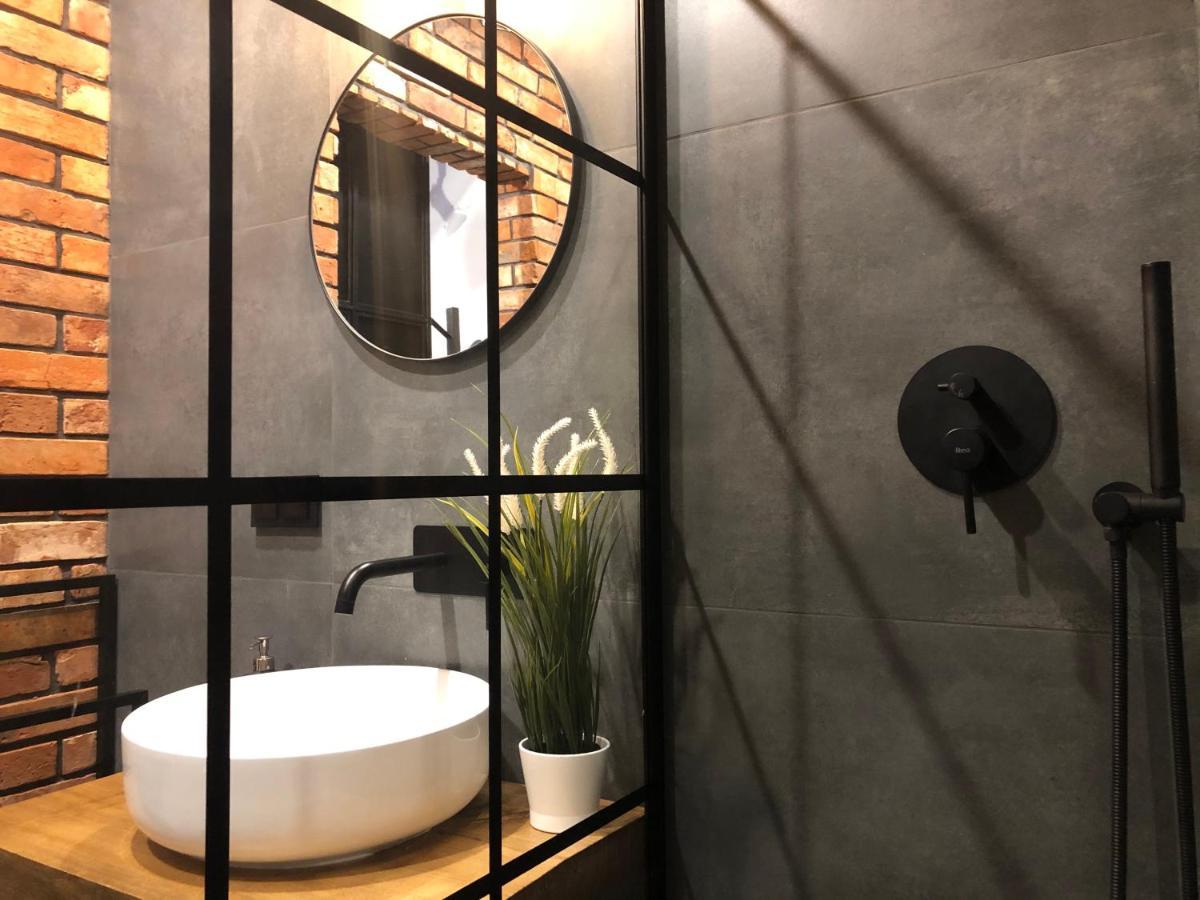 Loft Apartment Browary Warszawskie ワルシャワ エクステリア 写真